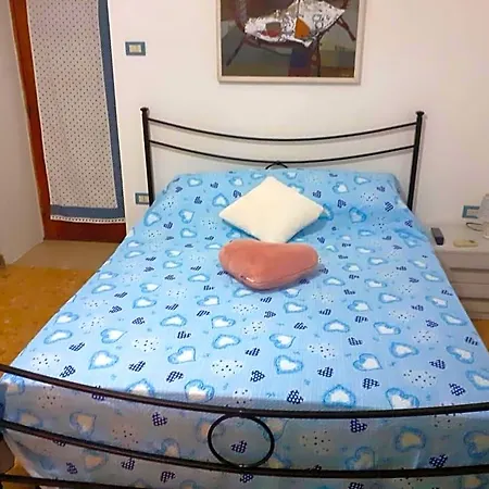 A Casa Di Adele Oda ve Kahvaltı Caserta