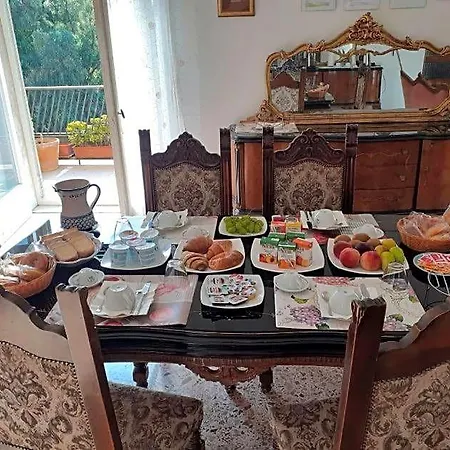 A Casa Di Adele 3* Caserta