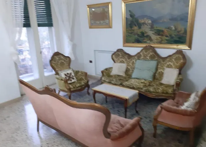 فندق مبيت وإفطار A Casa Di Adele كازيرتا